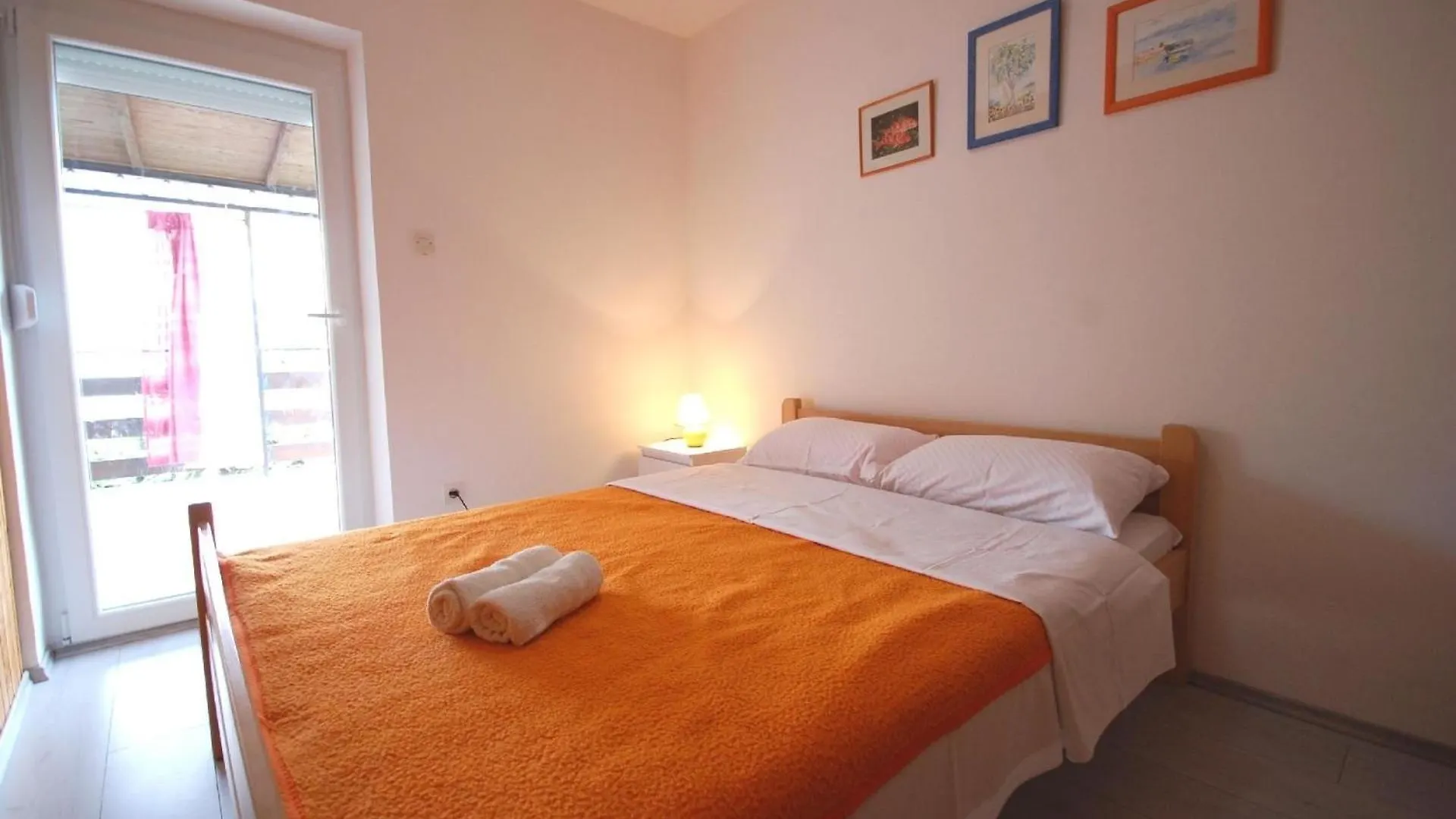 Apartment Ferienwohnung Fuer 4 Personen Ca 40 Qm In Njivice, Kvarner Bucht Krk