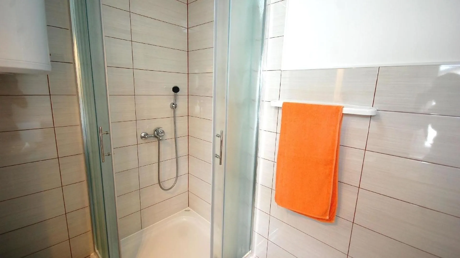Apartment Ferienwohnung Fuer 4 Personen Ca 40 Qm In Njivice, Kvarner Bucht Krk
