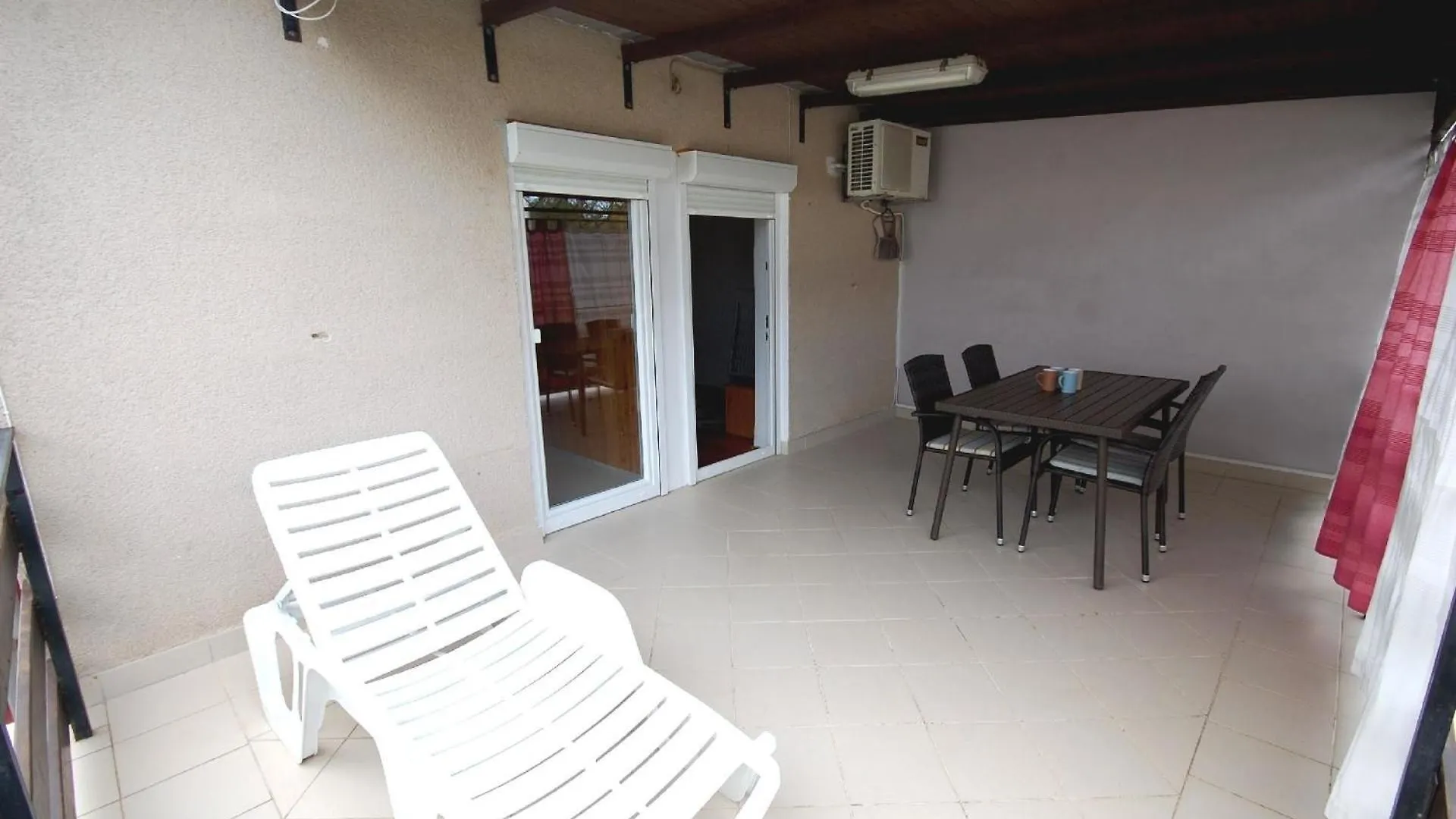 Apartment Ferienwohnung Fuer 4 Personen Ca 40 Qm In Njivice, Kvarner Bucht Krk