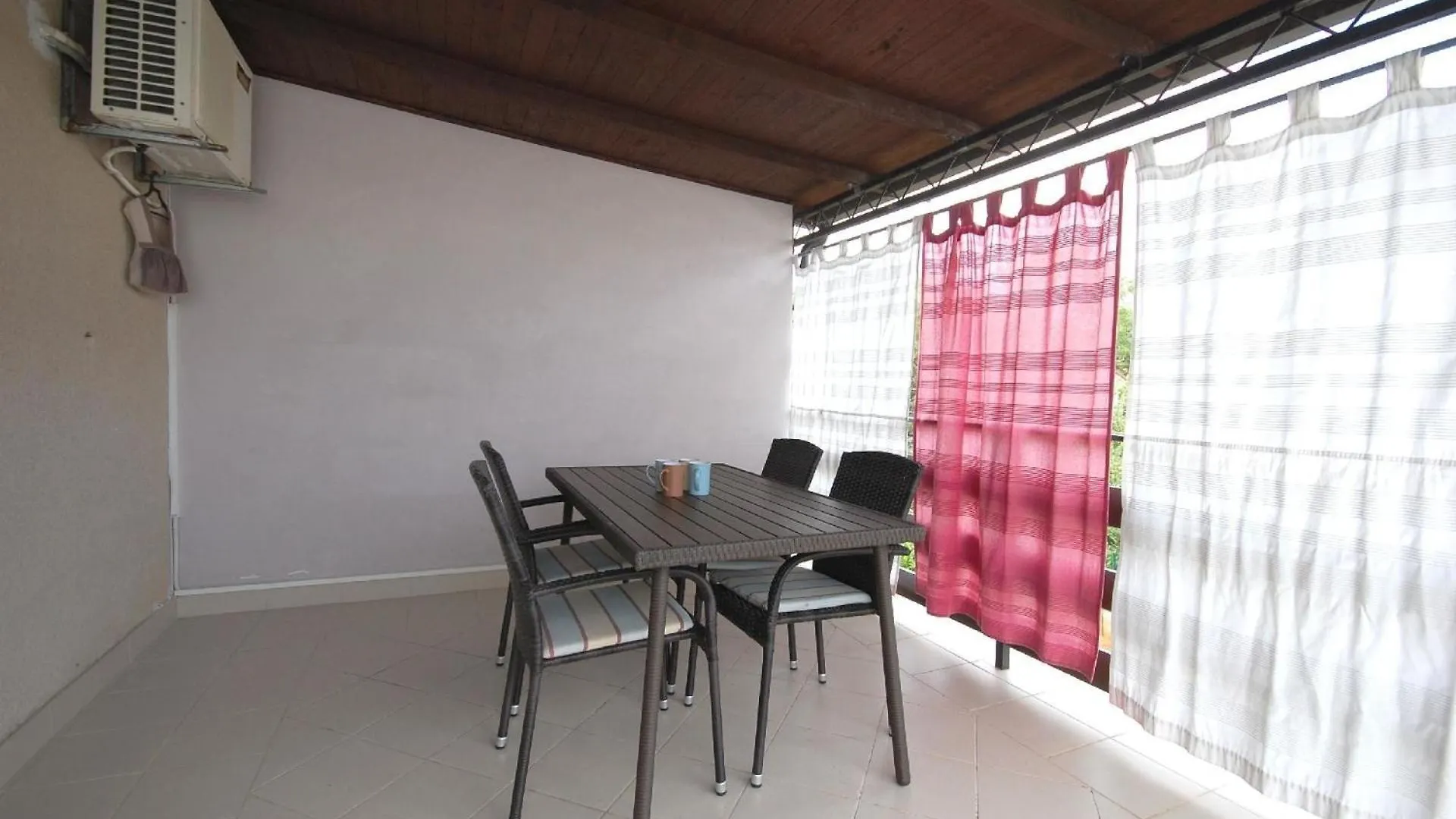 Ferienwohnung Fuer 4 Personen Ca 40 Qm In Njivice, Kvarner Bucht Krk Apartment